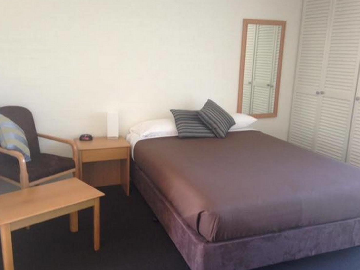 Bathurst Studio Apartments Экстерьер фото